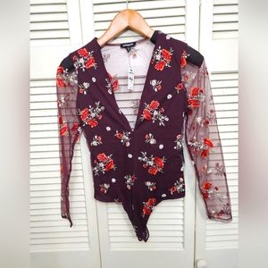 NWT Express floral low cut sheer sleeve bodysuit xs
